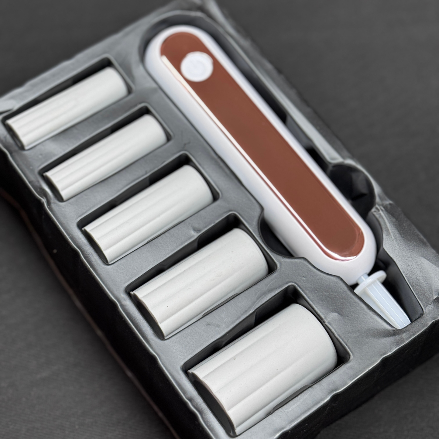 Eyelash Glue Shaker