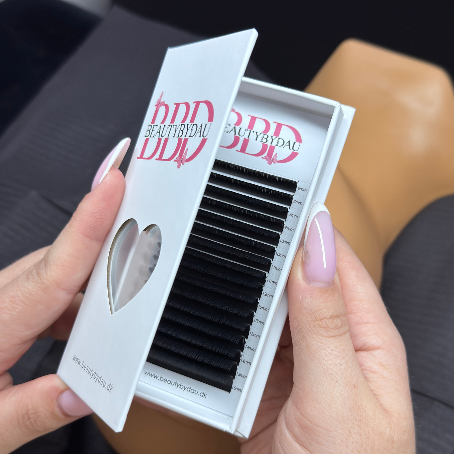 Easy-fan Volume Lashes 
