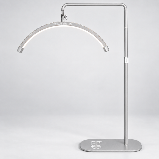 Sølv Premium Moonlight-lampe fra BeautyByDau – helbillede forfra