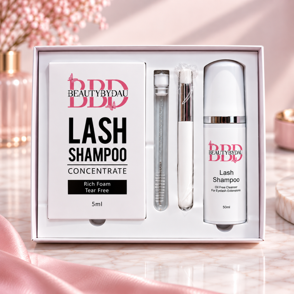 BeautyByDau Lash Shampoo Concentrate Kit i pink produktmiljø